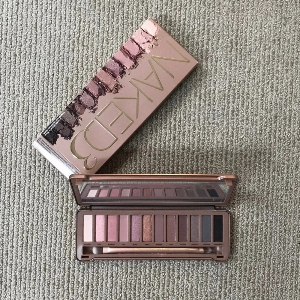 Urban Decay Naked3 Eyeshadow Palette